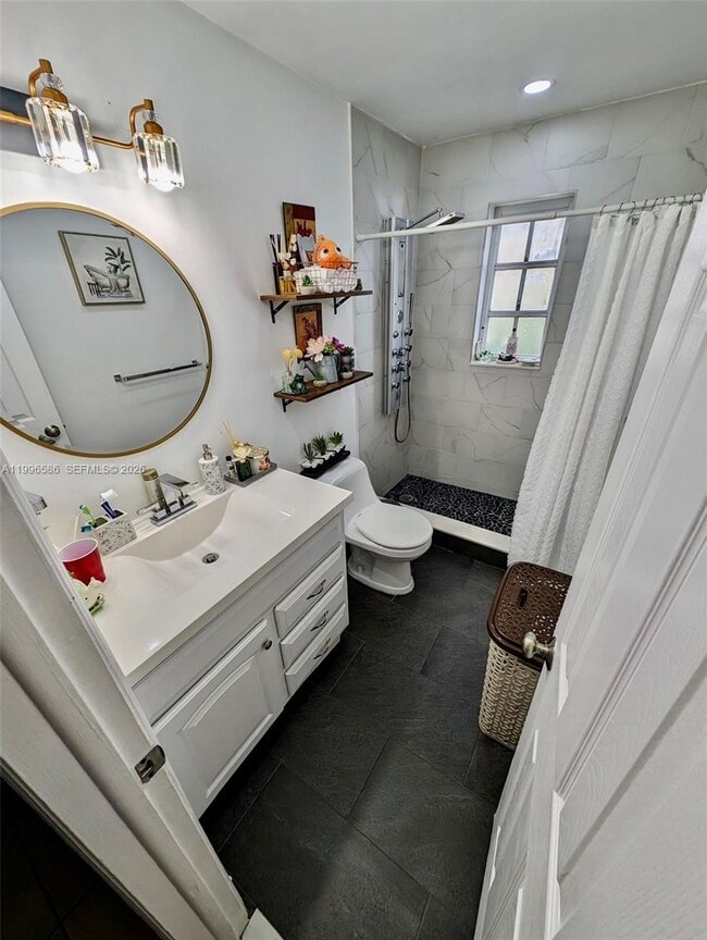 Building Photo - 8550 SW 109th Ave