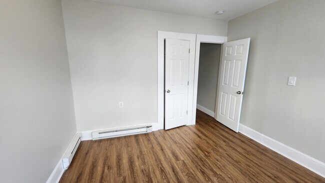 Building Photo - 1516 Pembroke St