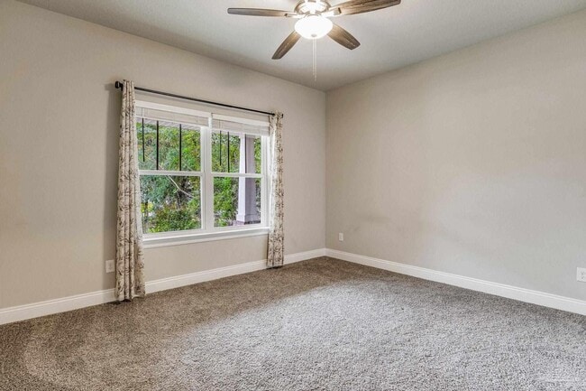 Building Photo - 8543 Laredo St