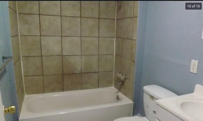 Building Photo - Price Drop!! Great 3 Bedroom home for rent!