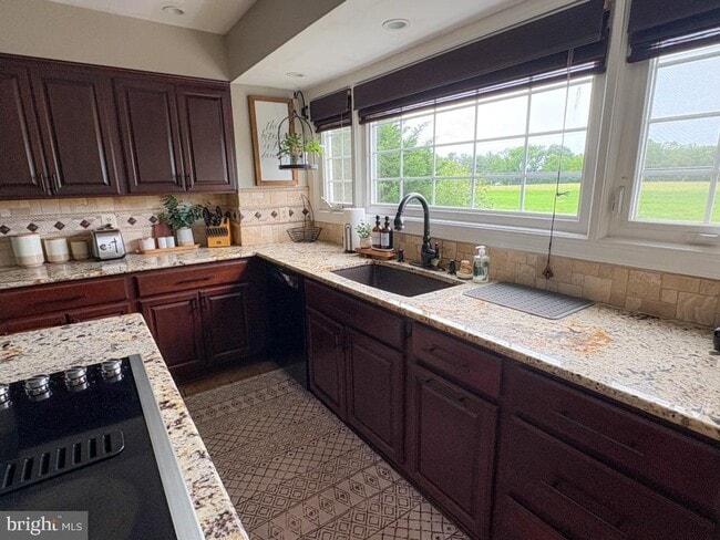 Building Photo - 13222 Topsfield Ct