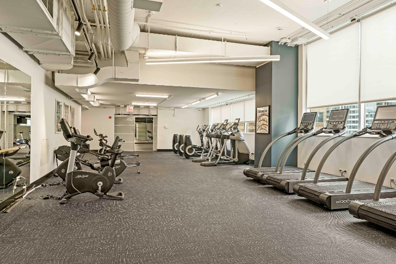 Building Photo - 752 S Clark St