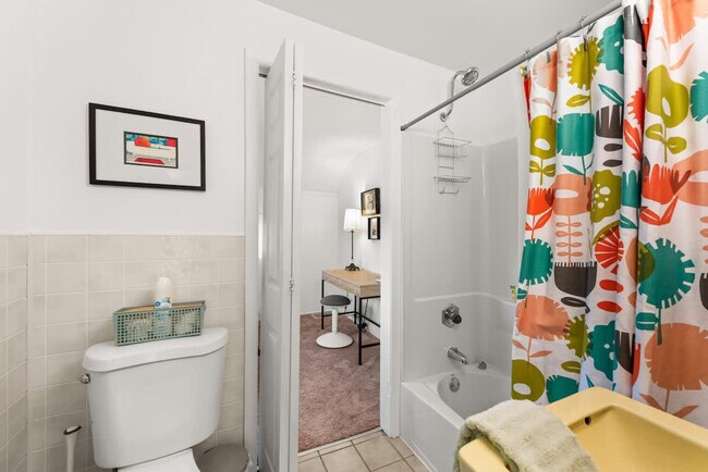 Building Photo - 3175 Rocky River Dr