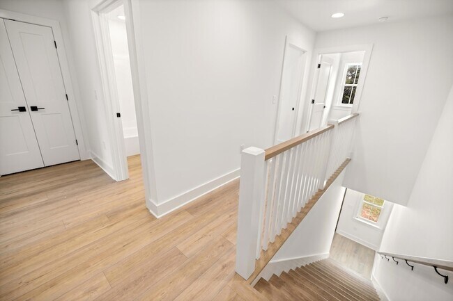 Building Photo - 1605 Beckett Blvd