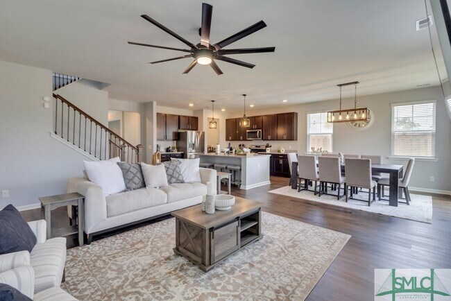 Building Photo - 102 Palmer Pl