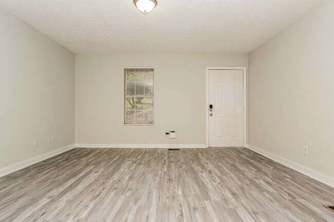 Building Photo - 4868 Bartlett Ct