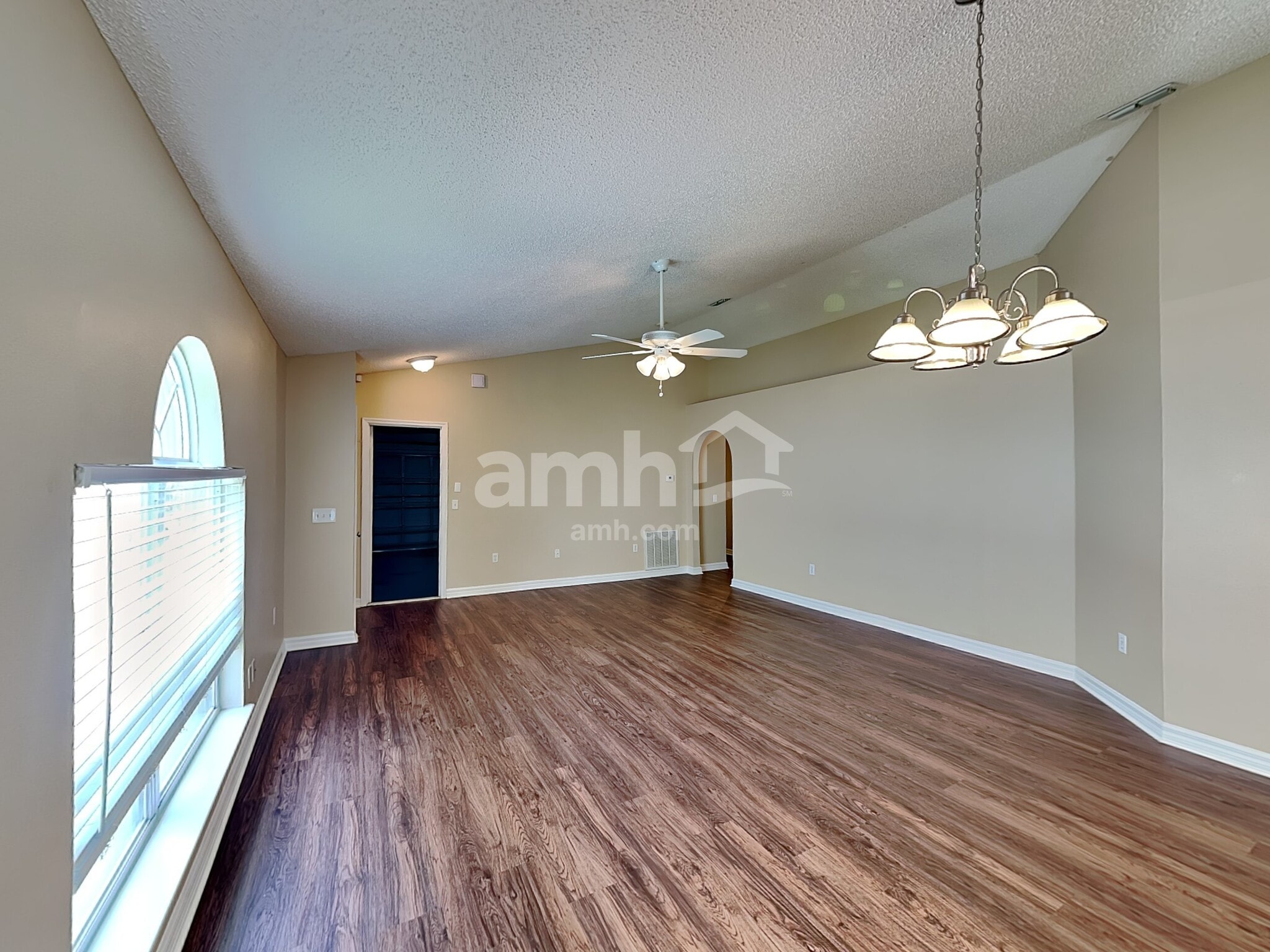 Building Photo - 109 Placid Woods Ct