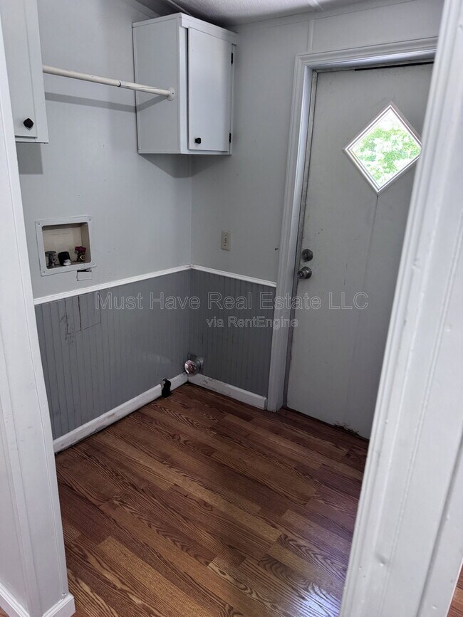 Building Photo - 1473 Brooksouth Dr