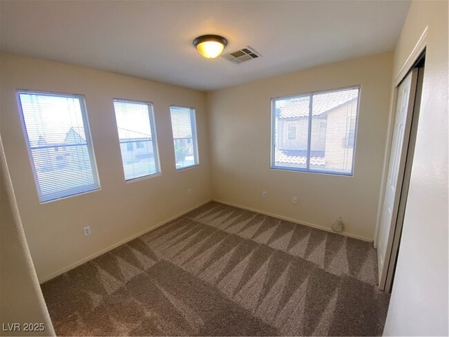 Building Photo - 3945 Bayamon St