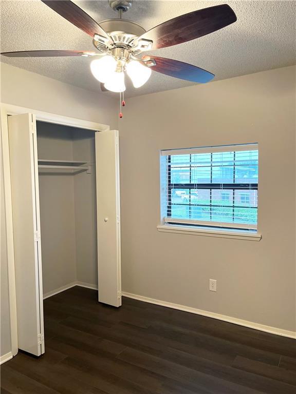 Building Photo - 428 SE G St