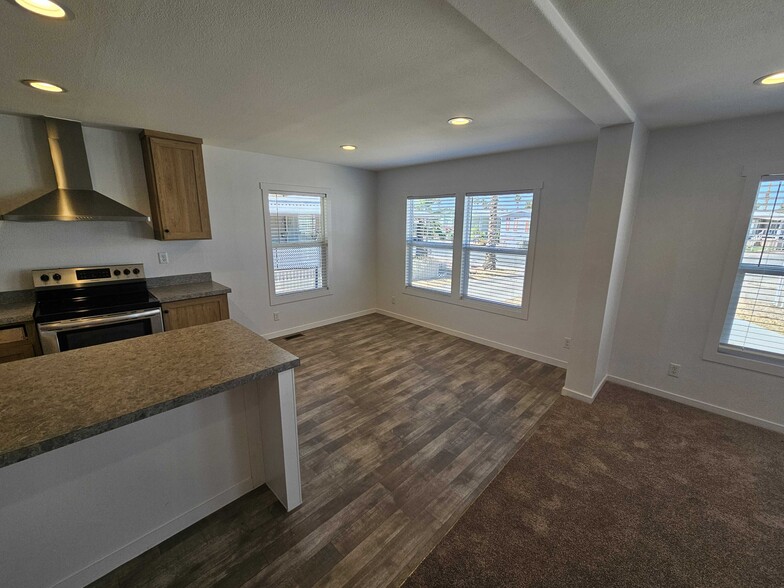Building Photo - 2627 S Lamb Blvd