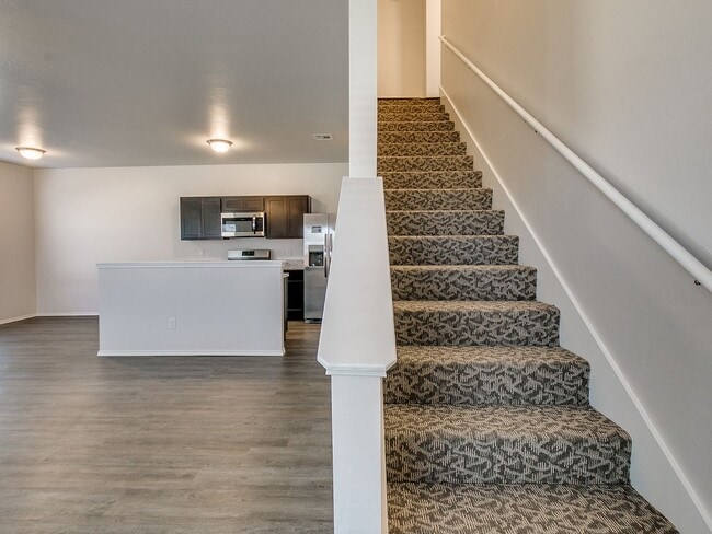 Building Photo - *NOW PRELEASING* Four Bedroom | Two and a Half Bath Duplex in Redstone Ranch with Full Service La...