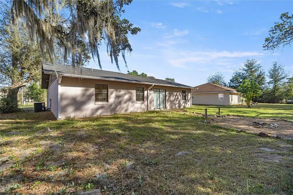 Building Photo - 78 Hemlock Dr