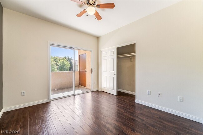 Building Photo - 1050 E Cactus Ave