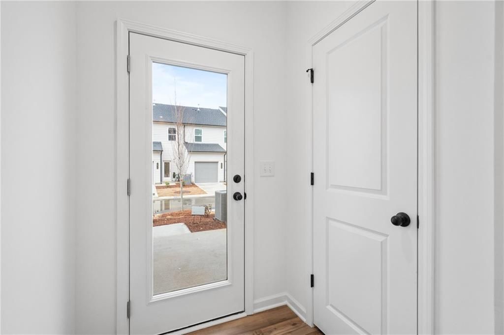 Building Photo - 1637 Winpost Ln NW