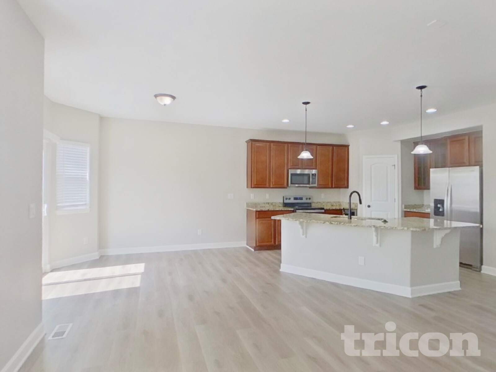 Building Photo - 6555 Stingray Ln