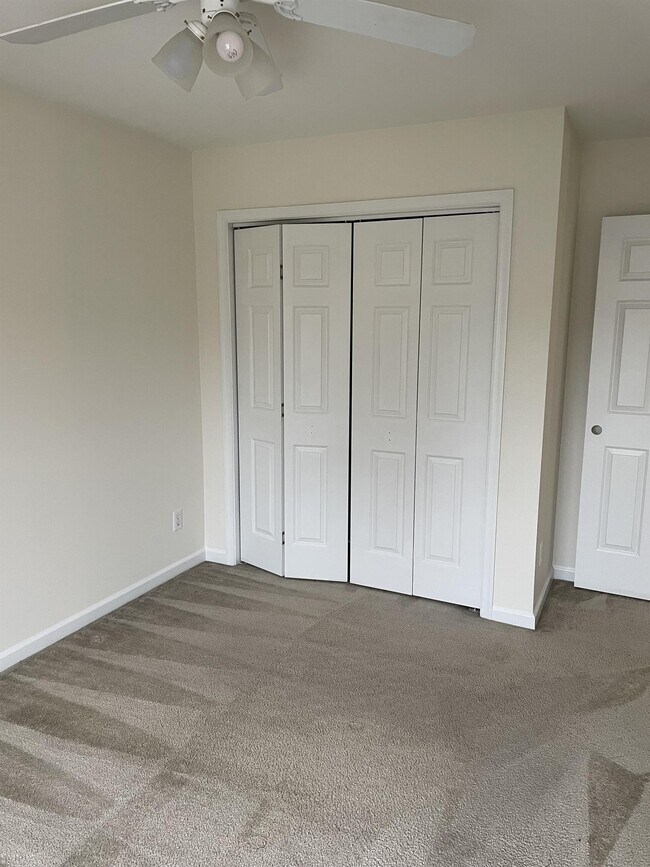 Building Photo - 1435 Glenside Green Ct