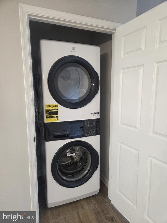 Building Photo - 407 Greenbrier Ct.