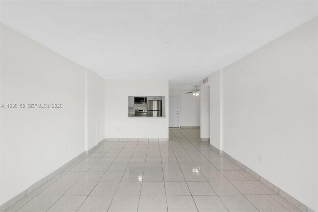 Building Photo - 6130 W 19th Ave