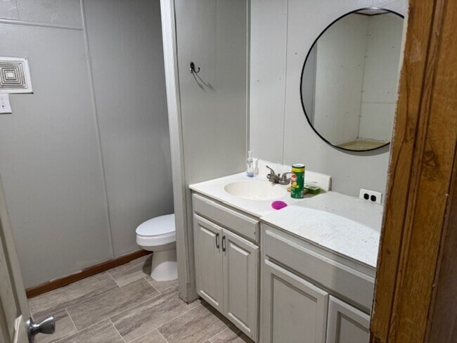 Building Photo - 110 Blanchard Mobile Villa Rd