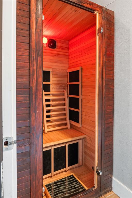 Building Photo - 1104 Durham Dr