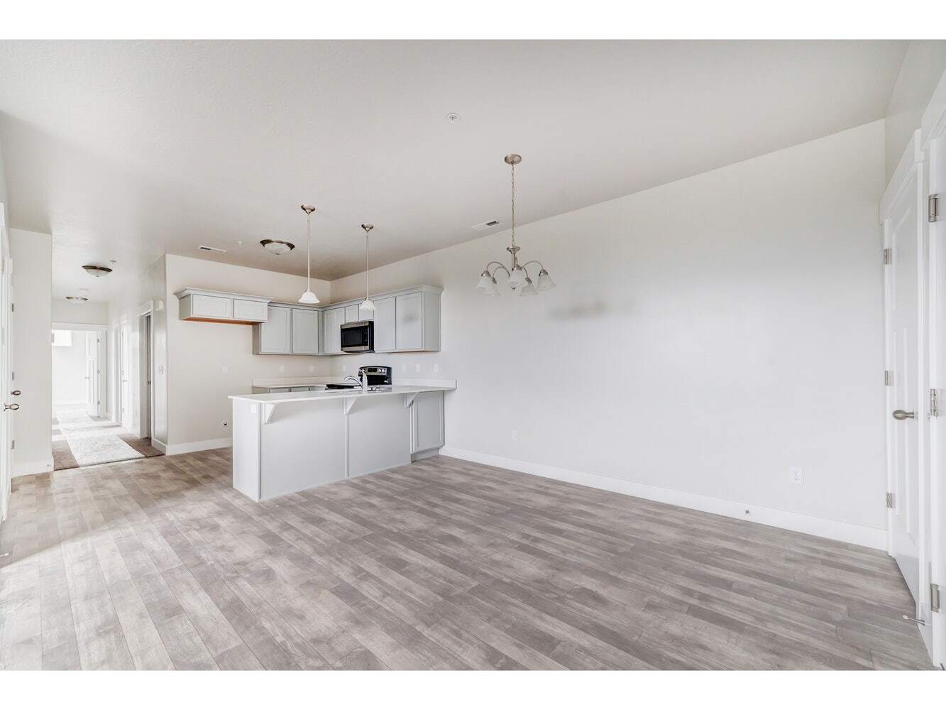 Kitchen, Dining - 620 n emery ln