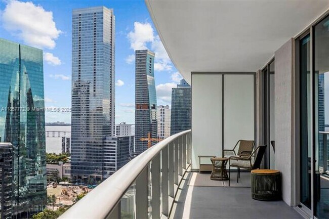Primary Photo - 1100 S Miami Ave