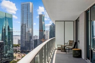 Building Photo - 1100 S Miami Ave