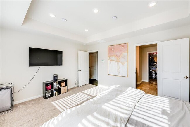 Building Photo - 1634 Halbrook Pl SW