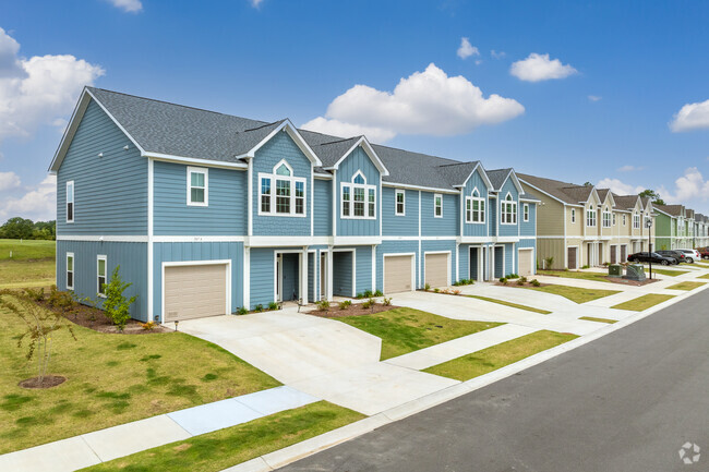 Building view. - Moorland Reserve