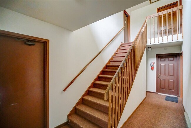 Building Photo - 58 Sunfish Ct