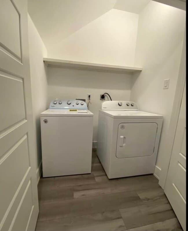 Building Photo - 3617 Fourth St