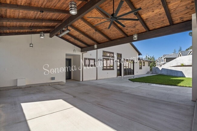 Building Photo - Stunning Brand-New Home in Fountaingrove | 3 Bed + 3.5 Bath | 2,968 Sq Ft