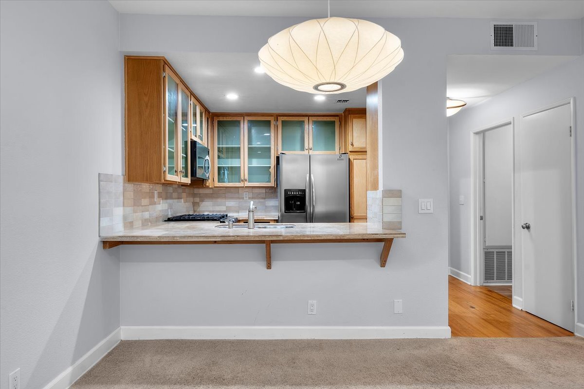 Building Photo - 8505 Gulana Ave