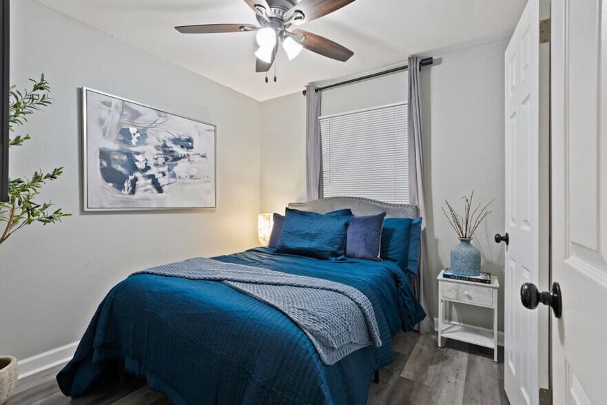 Building Photo - 508 S Warrington Rd