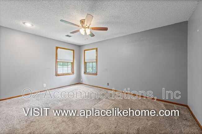 Building Photo - 10508 Reeder St