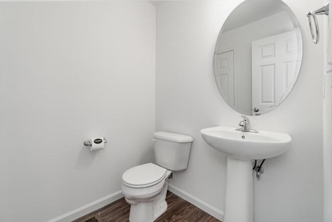 Building Photo - 8 Kenzie Way