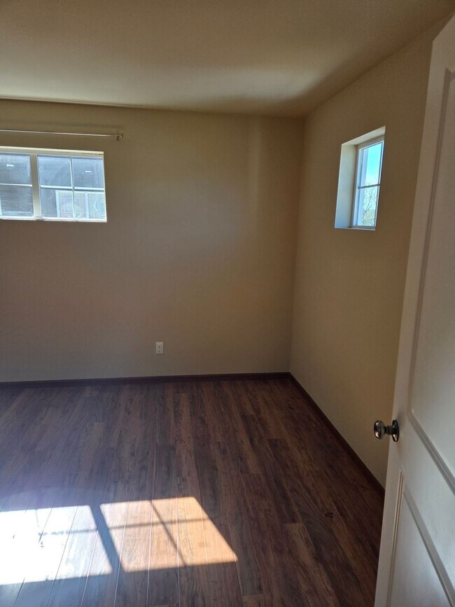 Building Photo - STATUS: HOLD- |R16| $2450