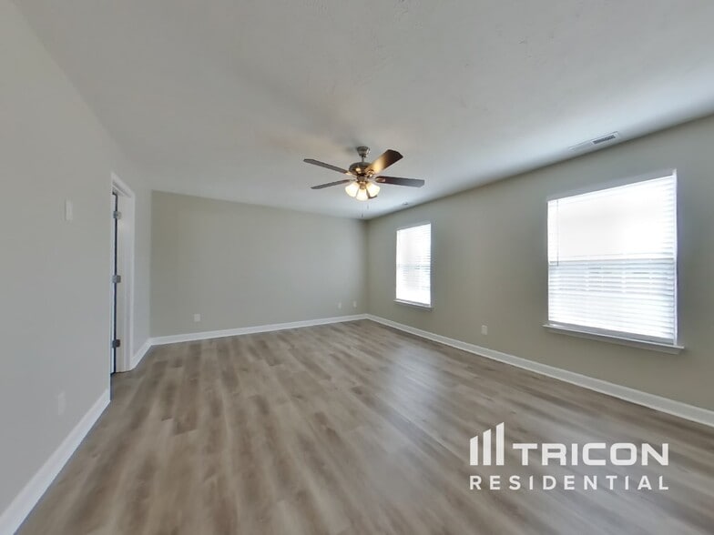 Building Photo - 312 W Winterberry Trail