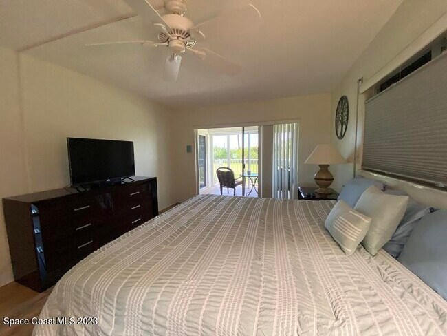 Building Photo - 555 Fillmore Ave