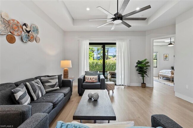 Building Photo - 3552 Hibiscus Ave