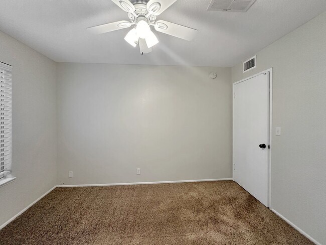 Building Photo - 1201 N Erwin St