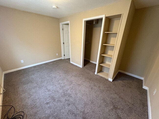 Building Photo - NewB EG 601