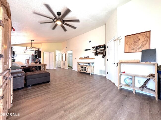 Building Photo - 14309 Desert Orchid Dr