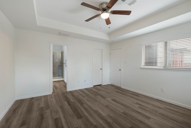 Building Photo - Updated 3-Bedroom Home with Spacious Backyard