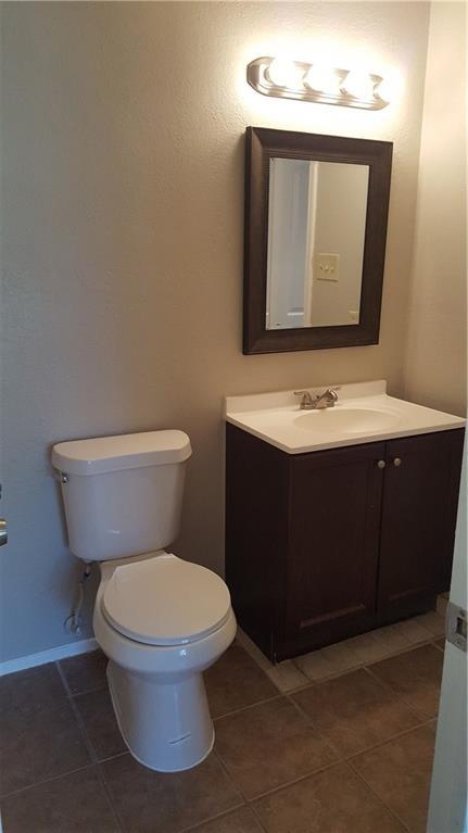 Building Photo - 507 Algerita Dr