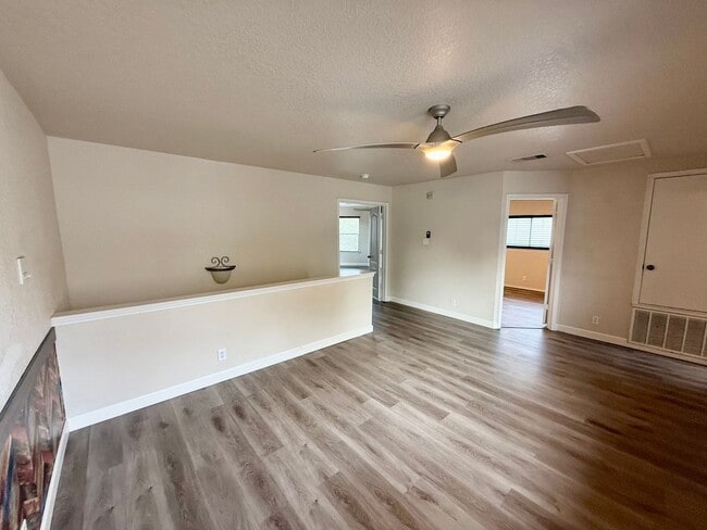 Building Photo - 3-bed 2.5bath home near Seaworld