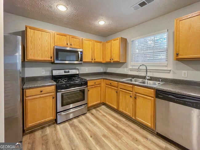 Building Photo - 1192 Matt Moore Ct