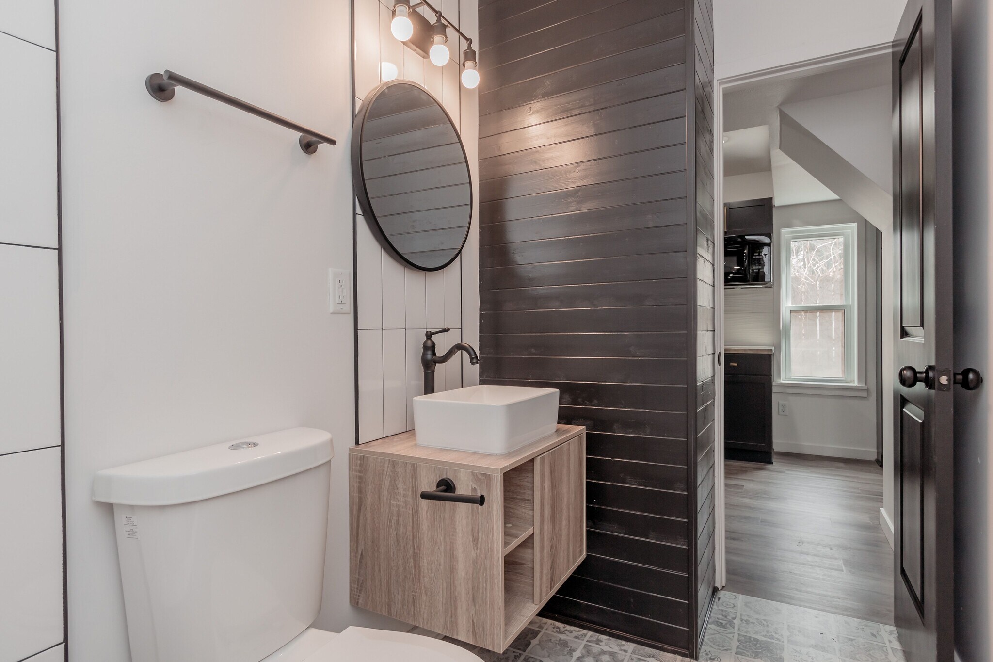 Building Photo - 446 E St