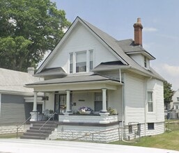 Building Photo - 635 S 39th St